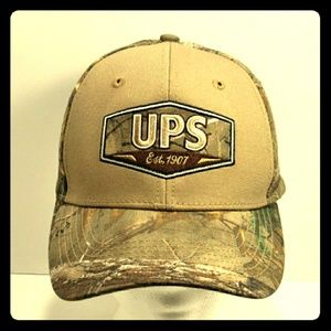 UPS Camouflage Camo Velcro Strapback Baseball Hat